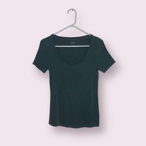 Bundle of 3 M Old Navy Scoop Neck Shirts